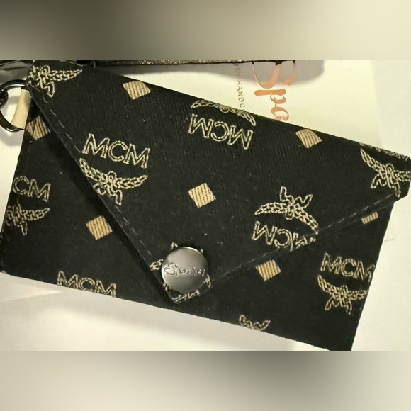 Spark*l - MCM Black and Tan Wallet (5x3”)